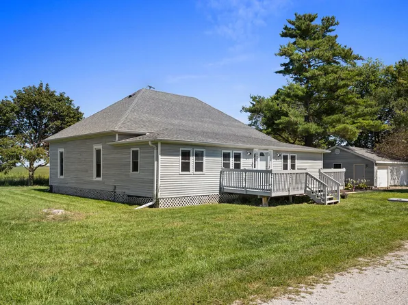 128 N County Road 1600 E, Villa Grove, IL 61956