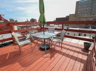 1828 Pine St #4F, Philadelphia, PA 19103