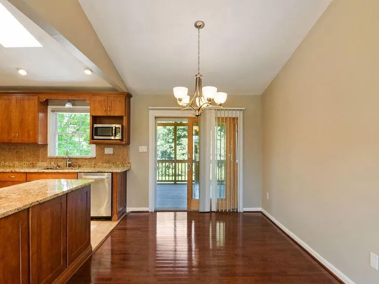 9978 Old Annapolis Rd — Photo 4
