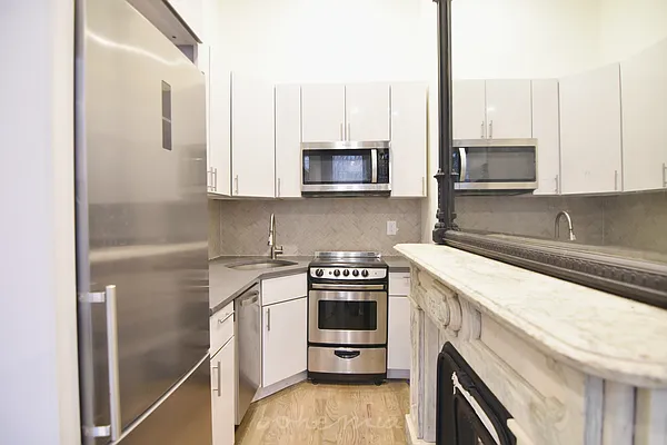 Rented by Bohemia Realty Group | media 2