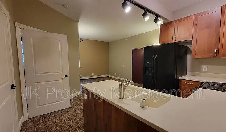 413 Central Ave #306 — Photo 10