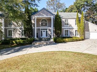 7680 Jett Ferry Rd, Sandy Springs, GA 30350