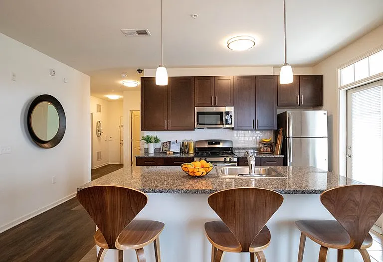 Summerfields Lofts — Photo 2