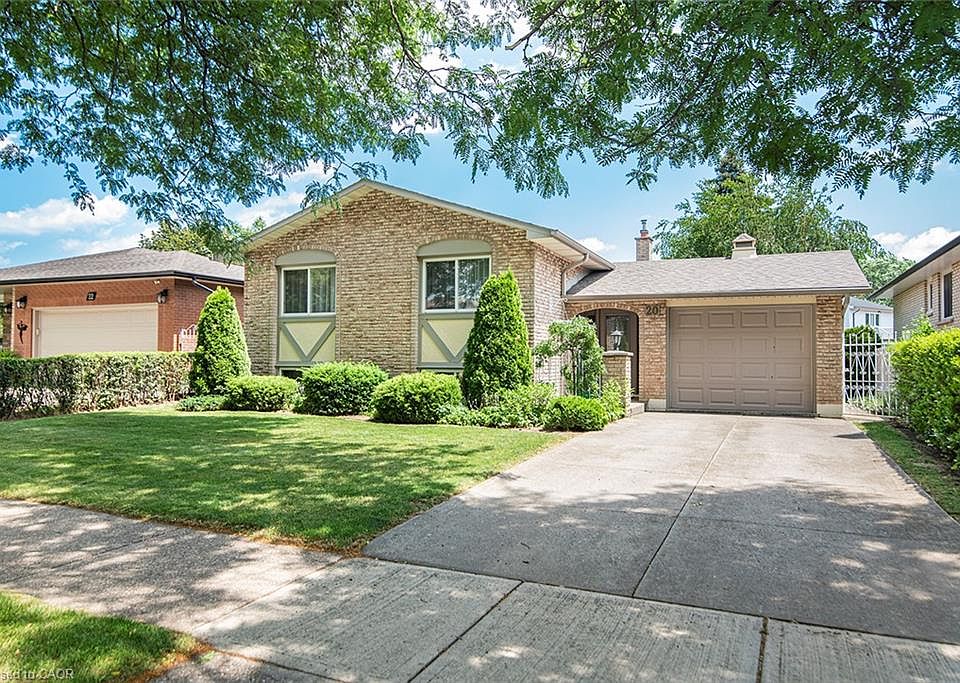1st image of 20 Birchlawn Dr