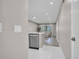 100 Ashbury Rd APT 103, Hollywood, FL 33024