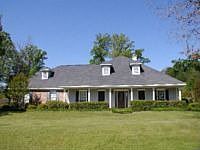 2nd image of 136 McKay Dr