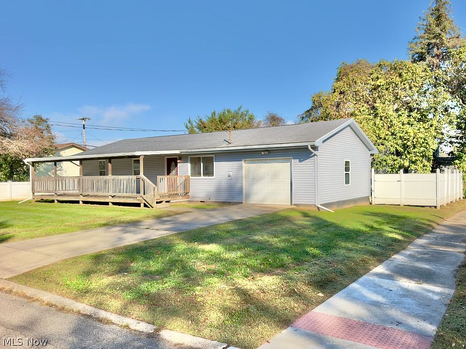 1st image of 102 4th St