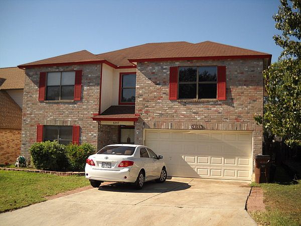 1st image of 8247 Sunshine Trail Dr