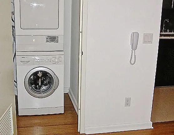 4th image of 350 W 53rd St APT 5F