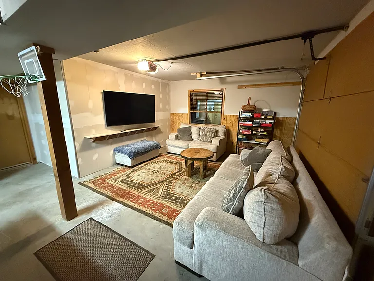 53 Valley Of The Pines Rd — Photo 12