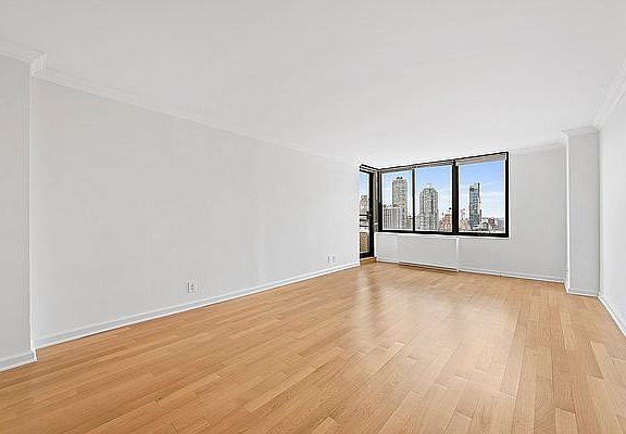 3rd image of 800 5th Ave APT 12A