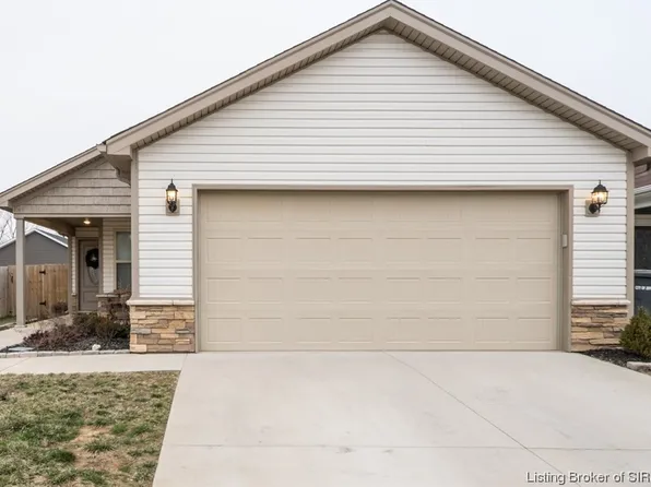 8003 Lucas Lane, Charlestown, IN 47111