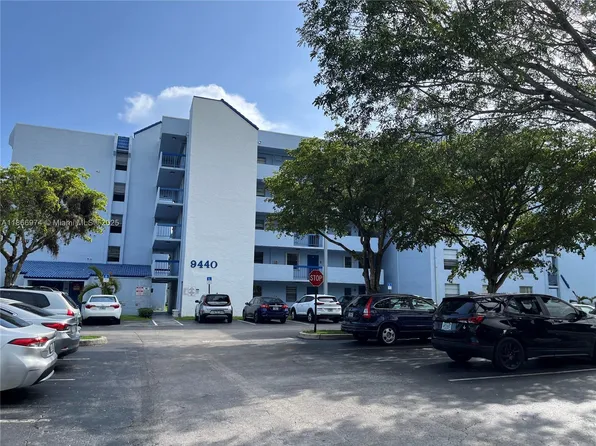 9440 Fontainebleau Blvd APT 101, Miami, FL 33172