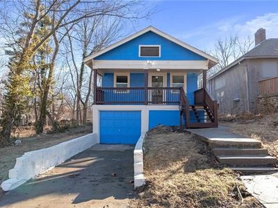 6927 Agnes Ave, Kansas City, MO, 64132