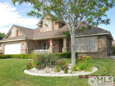 Front of home and landscaping