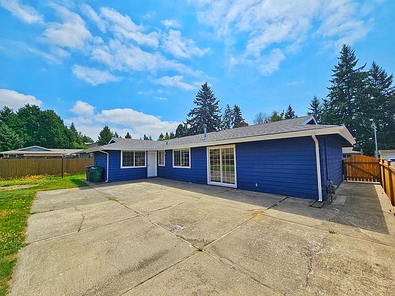 3rd image of 8822 NE 137th Pl