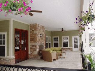 613 Stone Bluff Ct, Fenton, MO 63026