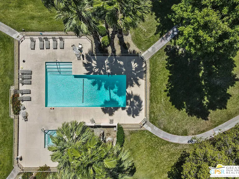 1347 Primavera Dr — Photo 59