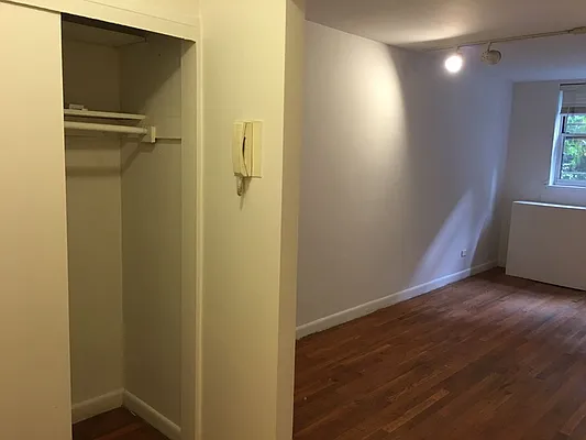 Rented by Sky Management | media 15