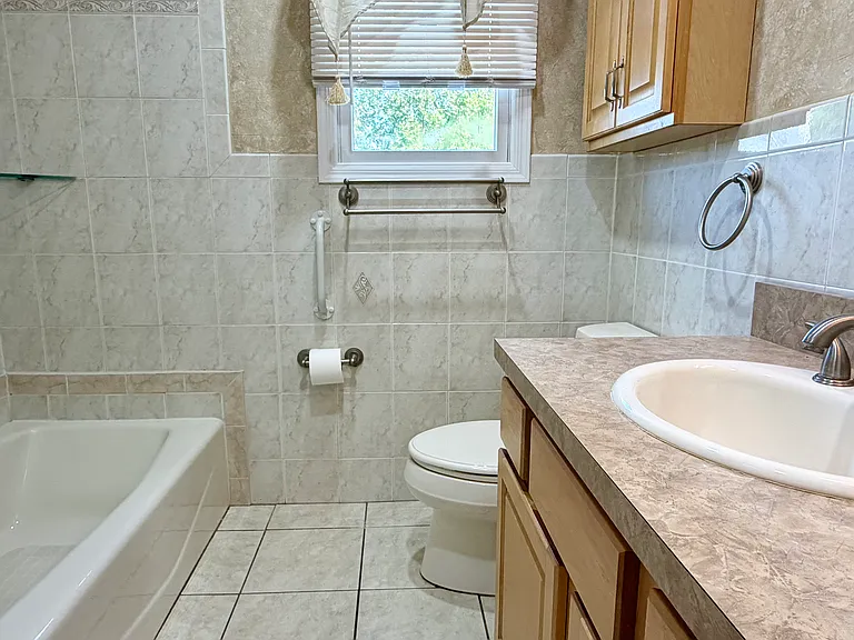 190 Cannon Blvd #2 — Photo 9
