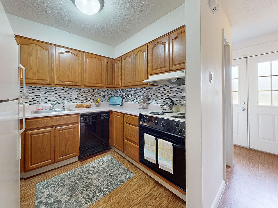 Fully-Equipped Kitchen with Appliances