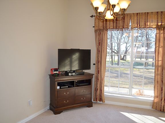 5th image of 2825 Wild Valley Dr