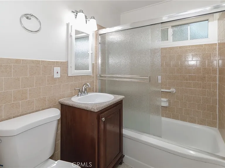 6313 Bluebell Ave — Photo 17