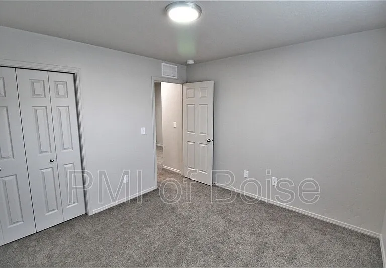 19571 Newhall Pl — Photo 9