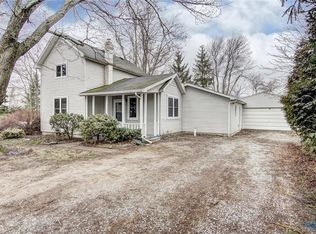 17453 Range Line Rd, Bowling Green, OH 43402