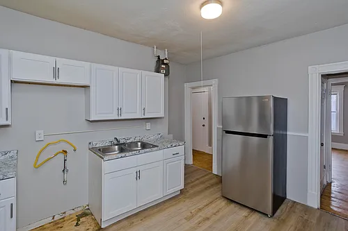 180 Oakland St #7 Photo 1
