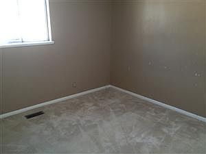 4th image of 8451 Meadowlark Dr