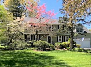 3 Portmore Ln, Framingham, MA 01702