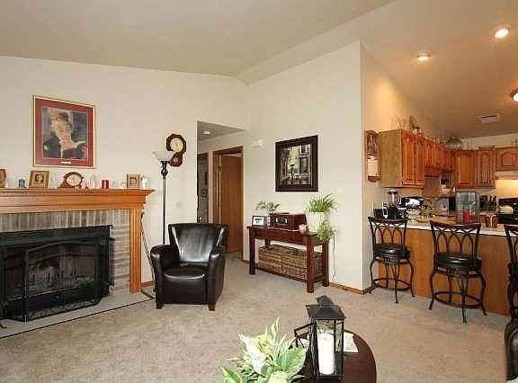 2nd image of 164 Minz Park Cir APT 3