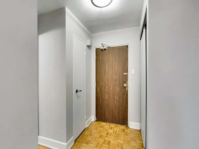 660 Briar Hill Ave #103 — Photo 15