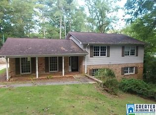 3657 Shamley Dr, Mountain Brook, AL 35223