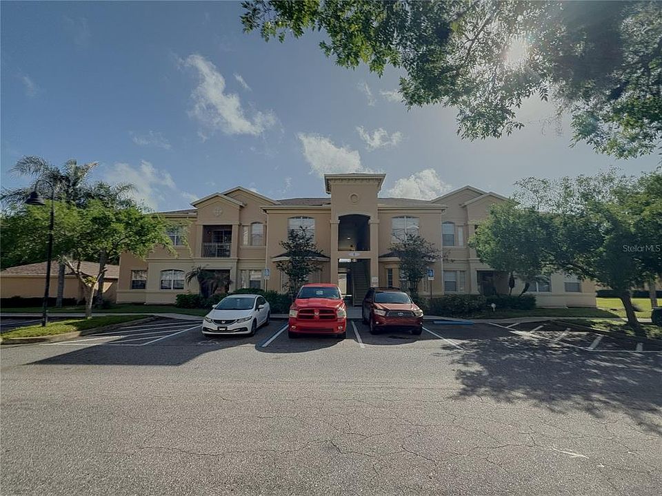 1st image of 204 Terrace Ridge Cir #204