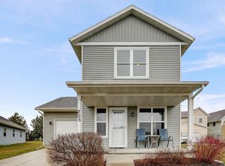 205 Prairie Clover Ct, Sun Prairie, WI 53590