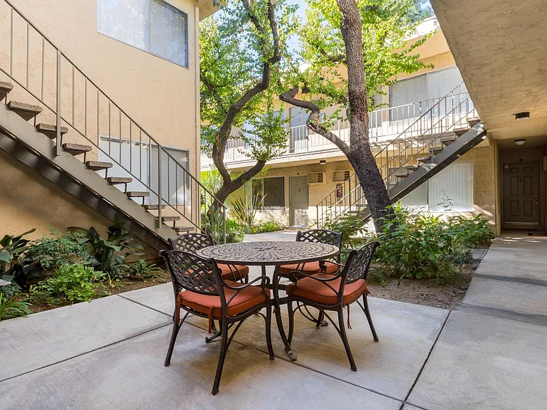 Parkview Terrace Apartments — Photo 37