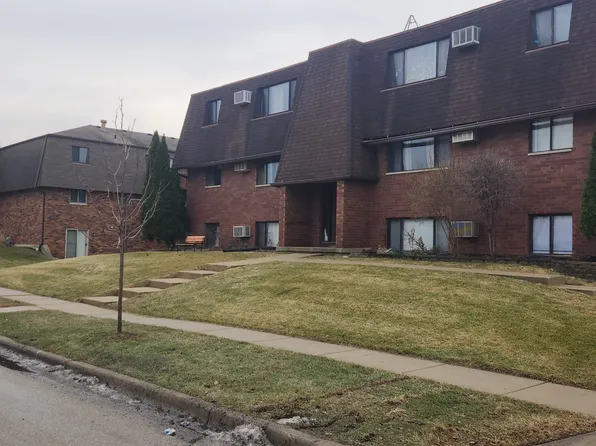 1175 Abbott Dr, Elgin, IL