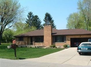 453 Wayside Dr, Dayton, OH 45440