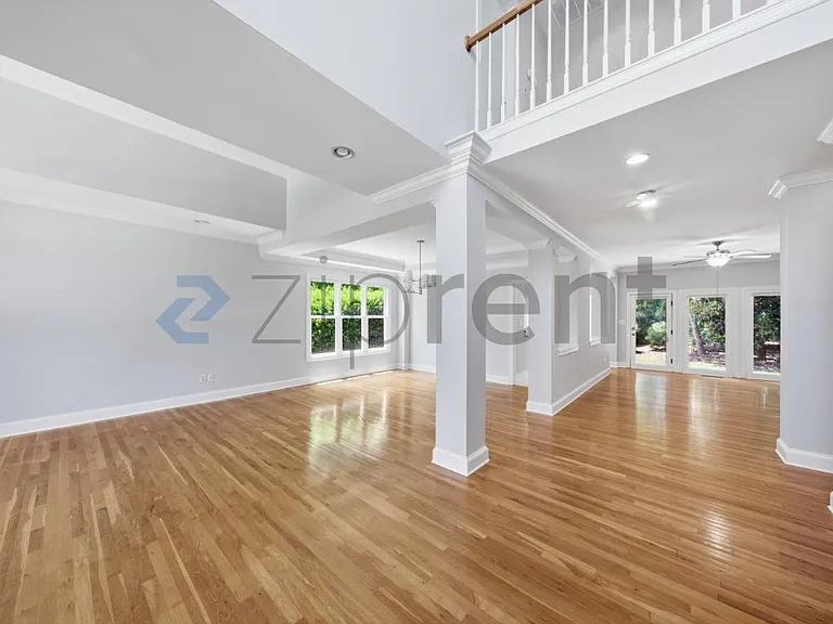 73201 Burrington — Photo 8