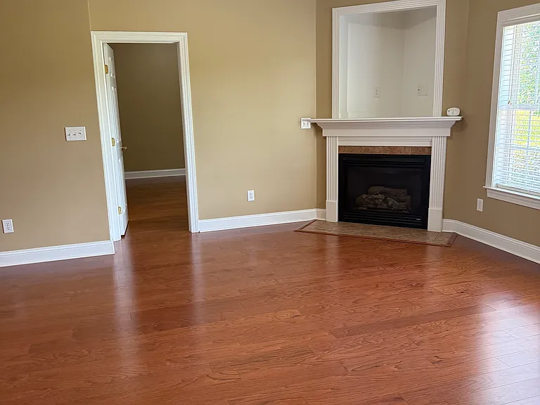 474 Castle Bay Dr #B — Photo 11