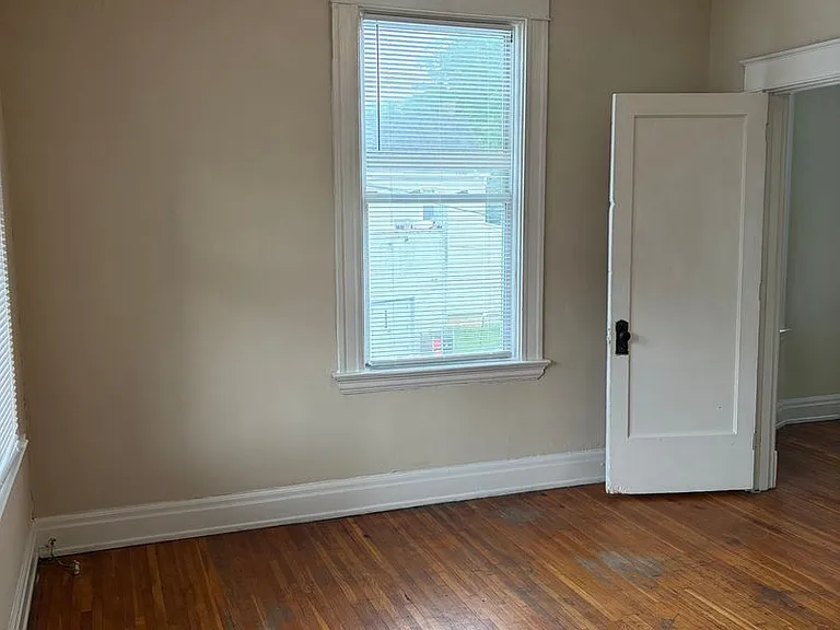 1740 Sherman Ave #1-6 — Photo 5
