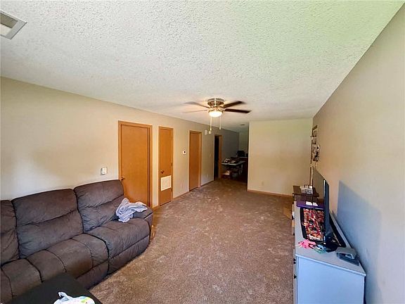3rd image of 1017E E Edwards St