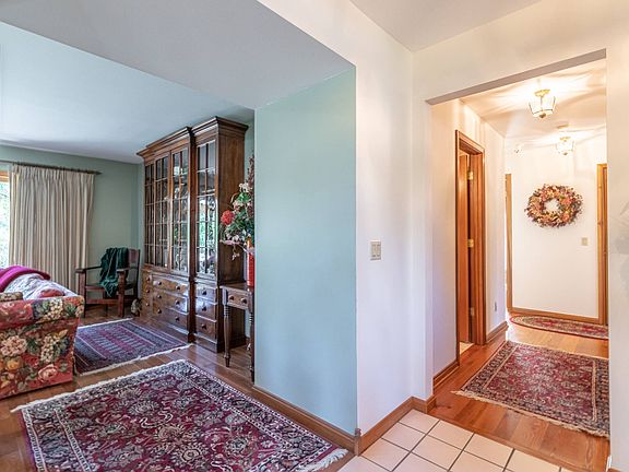 5th image of 8034 Forest Lawn Ct