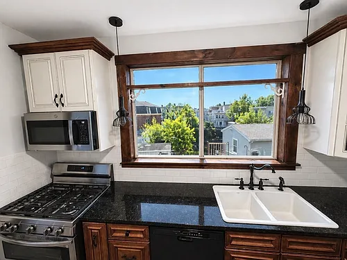 38 Pinckney St #3 Photo 1