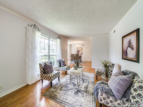 4th image of 216 VOIGT DR