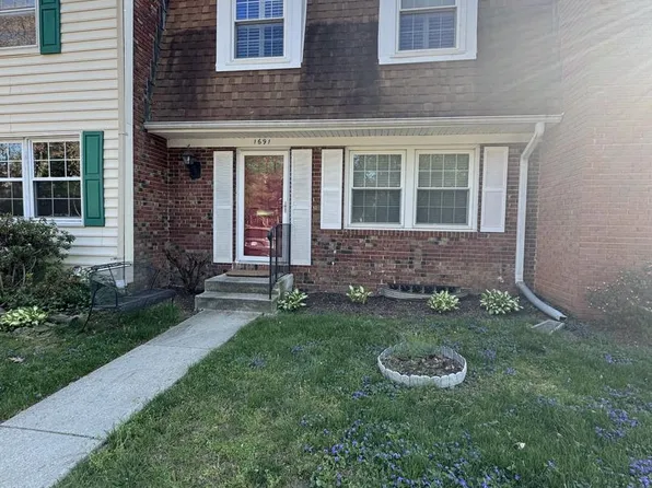 1691 Freemont Ct, Crofton, MD 21114
