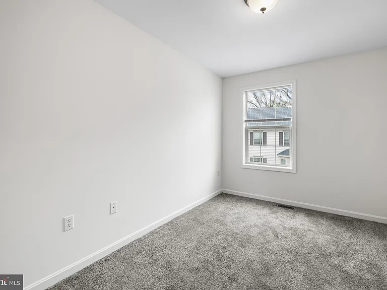 22 Shady Tree Ct — Photo 20