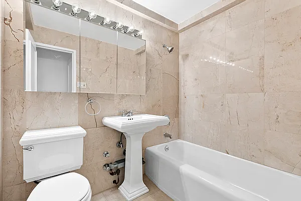 Rented by Corcoran | media 11